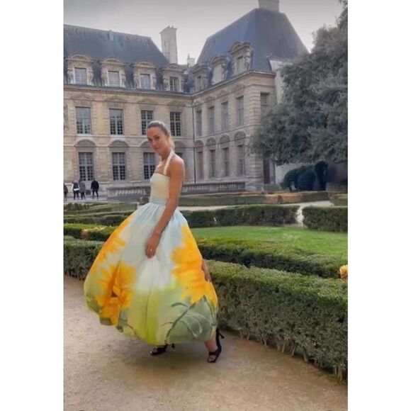 Leo Lin nadia volumous gown in Landscape US2 - Picture 5 of 12